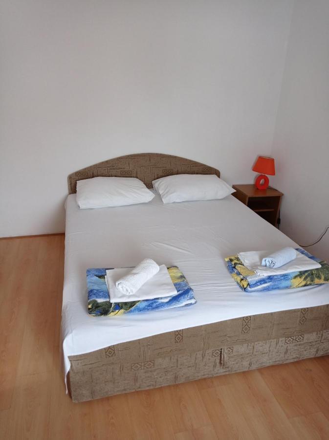 Apartments Milinkovic Βόντιτσε Εξωτερικό φωτογραφία