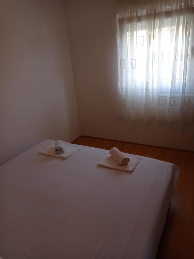 Apartments Milinkovic Βόντιτσε Εξωτερικό φωτογραφία