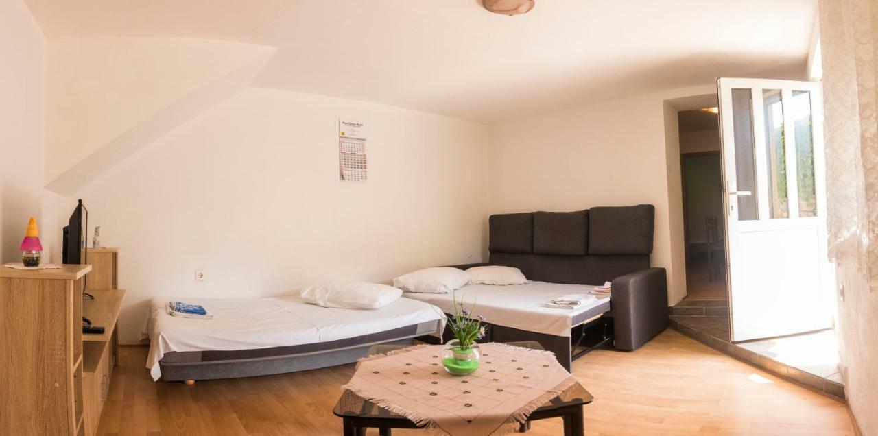 Apartments Milinkovic Βόντιτσε Εξωτερικό φωτογραφία